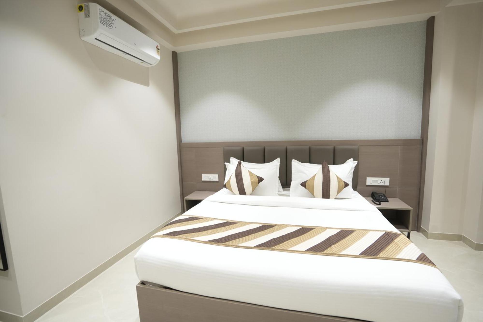 Hotel Shree Ji Inn Kishangarh  Bagian luar foto