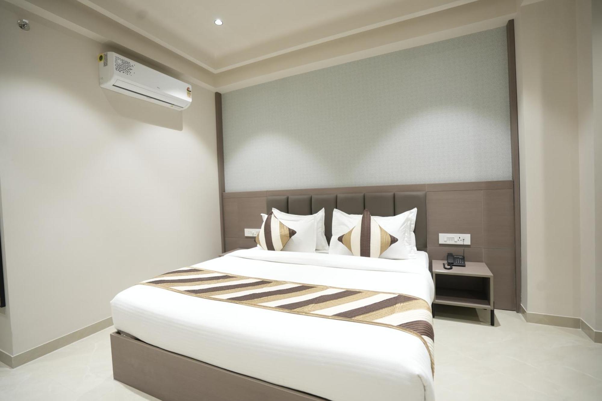 Hotel Shree Ji Inn Kishangarh  Bagian luar foto